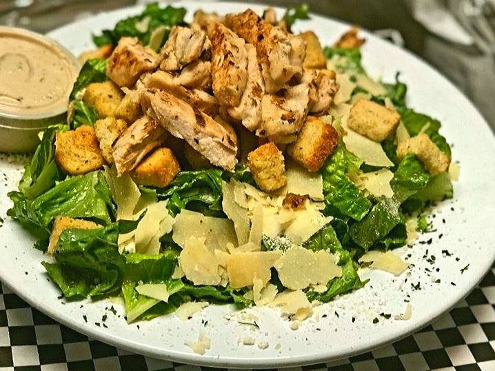 The Red Tomato 2 Pizzeria | restaurant | 7200 Airport Rd, Bath, PA 18014, USA | 4842813444 OR +1 484-281-3444