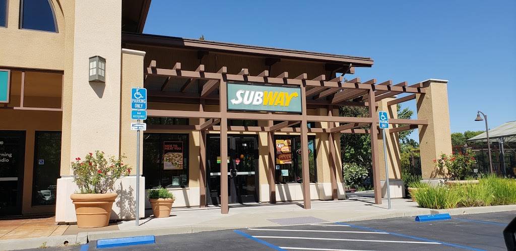 Subway Restaurants | restaurant | 730 Camino Ramon Suite 196, Danville, CA 94526, USA | 9258202489 OR +1 925-820-2489