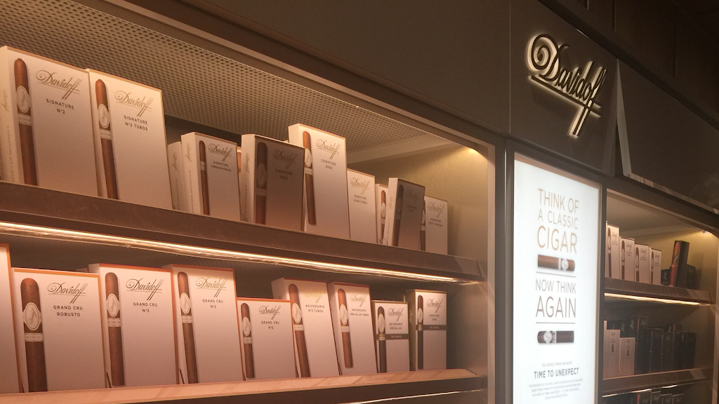 Smoky’s Cigar Bar & Bistro | restaurant | 303 S Main St, Royal Oak, MI 48067, USA | 2485463093 OR +1 248-546-3093