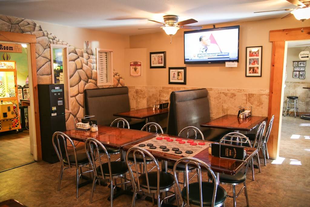 Miner Moes Pizza | restaurant | 102 Argall Way, Nevada City, CA 95959, USA | 5302650284 OR +1 530-265-0284