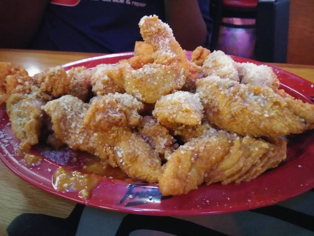 Frickers | restaurant | 1616 Upper Valley Pike, Springfield, OH 45504, USA | 9373252200 OR +1 937-325-2200