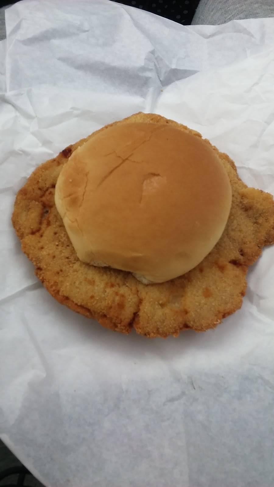 Bulldogs Restaurant and Catering | restaurant | 709 N Bloomington St, Streator, IL 61364, USA | 8156722100 OR +1 815-672-2100