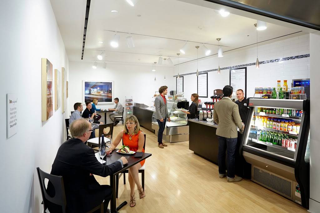 Horse and Train Bistro | restaurant | 123 King St W, Hamilton, ON L8P 4S8, Canada | 9055276610221 OR +1 905-527-6610 ext. 221