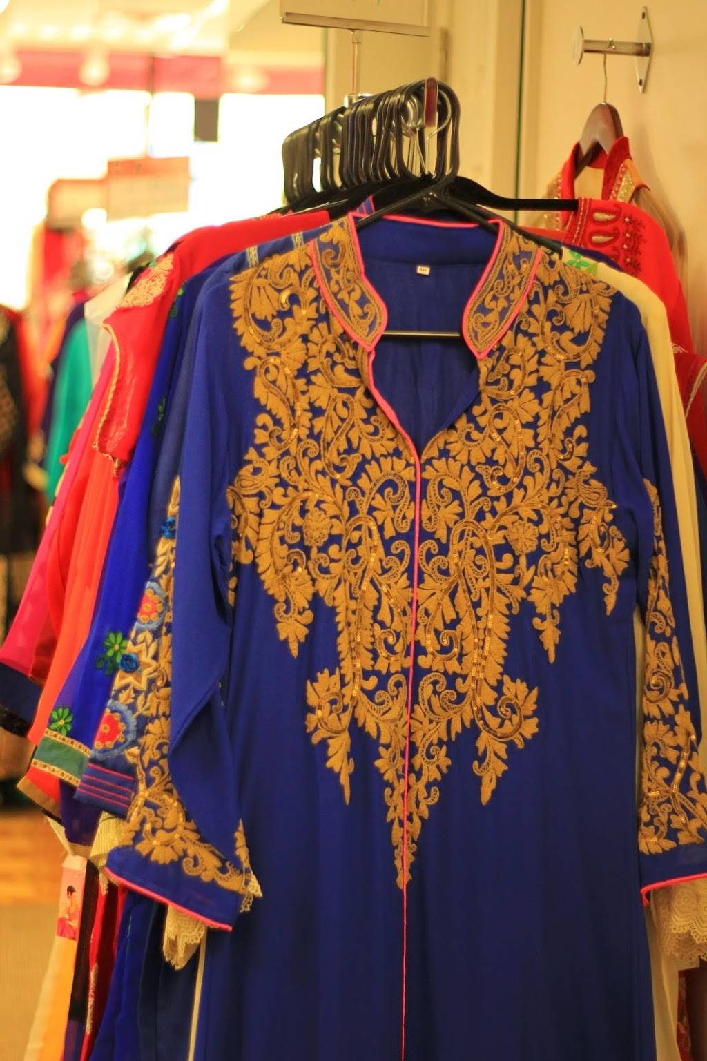 Bombay Boutique | restaurant | 414 S Broadway, Hicksville, NY 11801, USA | 5165957302 OR +1 516-595-7302