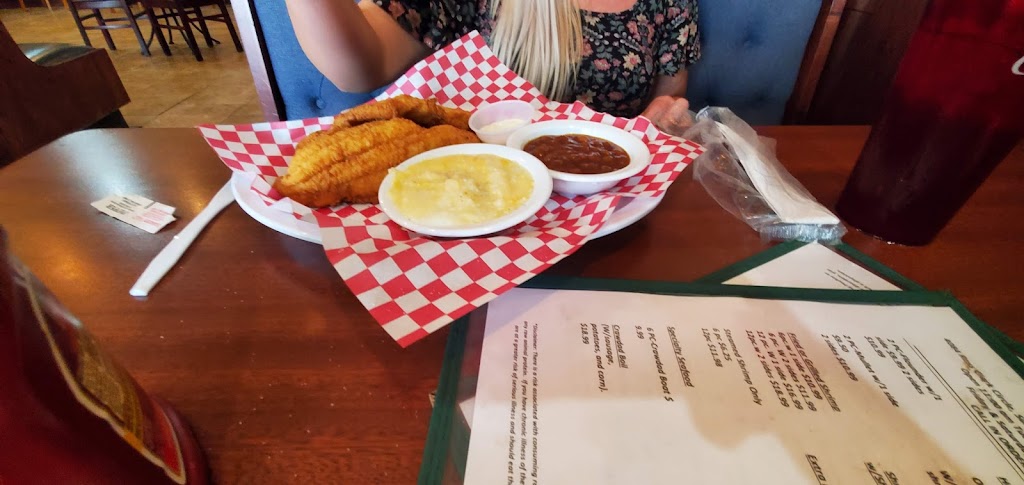 D & B Seafood Restaurant | restaurant | 4084 Ross Clark Cir, Dothan, AL 36303, USA | 3346993505 OR +1 334-699-3505