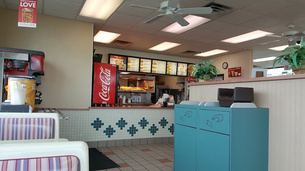 Churchs Texas Chicken | restaurant | 5455 E Main St, Farmington, NM 87402, USA | 5053241575 OR +1 505-324-1575