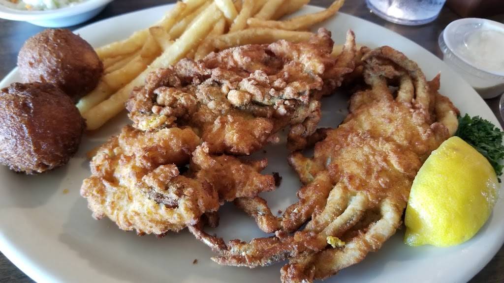 Henrys Restaurant | restaurant | 3396 N Croatan Hwy, Kill Devil Hills, NC 27948, USA | 2522612025 OR +1 252-261-2025