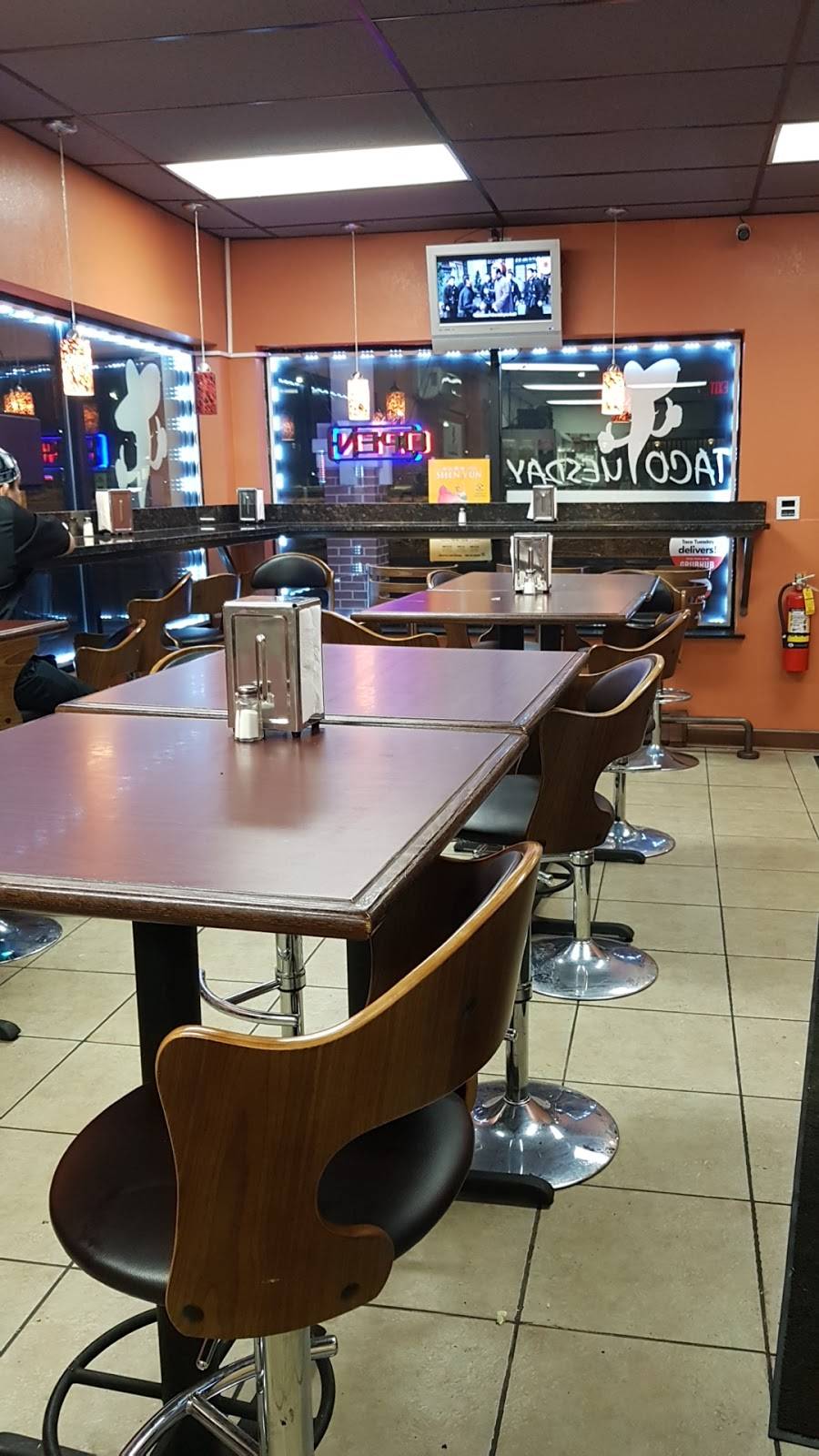 Taco Tuesday | restaurant | 159 Front St, Wood Dale, IL 60191, USA | 6304221841 OR +1 630-422-1841