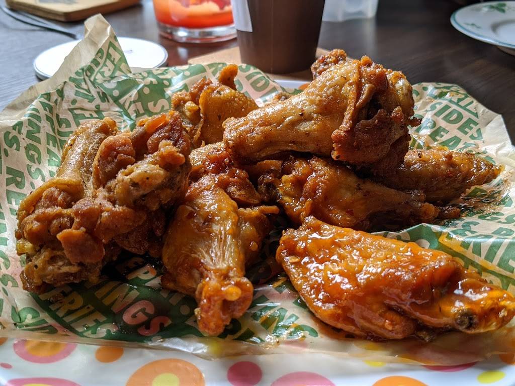 Wingstop | restaurant | 5300 S Dorchester Ave, Chicago, IL 60615, USA | 8728135016 OR +1 872-813-5016