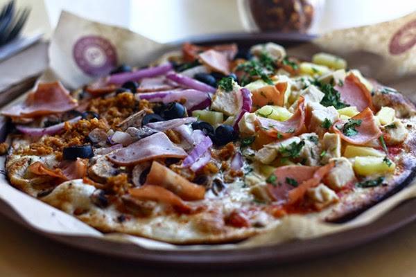 Pieology Pizzeria | restaurant | 28295 Newhall Ranch Rd, Valencia, CA 91355, USA | 6616780234 OR +1 661-678-0234