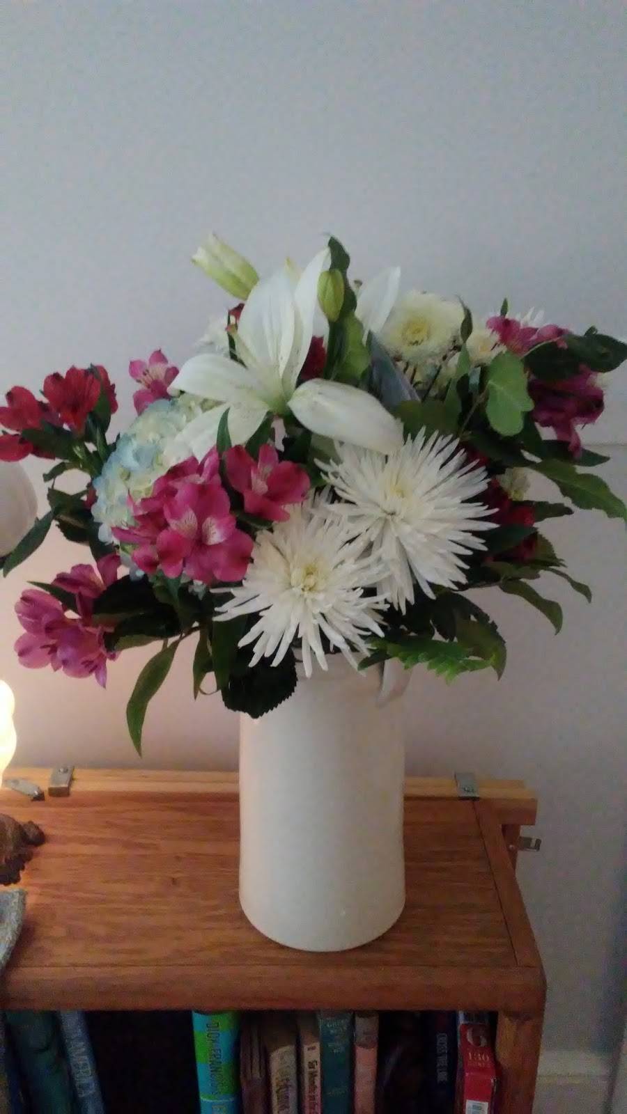 China By the Sea | restaurant | 96 Townsend Ave, Boothbay Harbor, ME 04538, USA | 2076334449 OR +1 207-633-4449