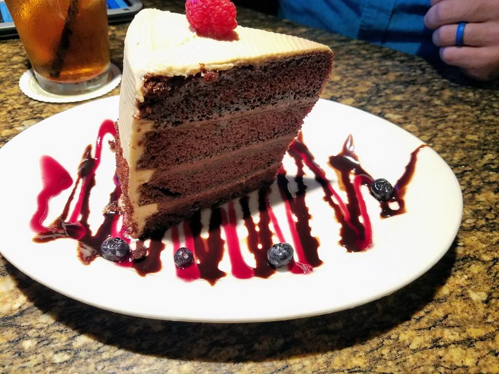 Golden Wok | restaurant | 1410 SW Loop 410, San Antonio, TX 78227, USA | 2106742577 OR +1 210-674-2577