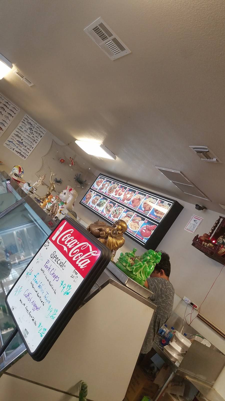 Seafood in the Sea | restaurant | 4785 E McKinley Ave, Fresno, CA 93703, USA | 5592528889 OR +1 559-252-8889