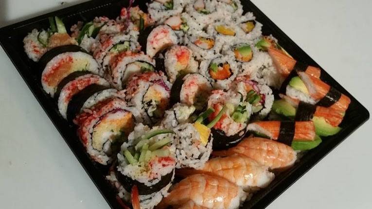Yokoso Sushi & Fusion | restaurant | 4736 Boulevard Samson, Laval, QC H7W 2H7, Canada | 4509348125 OR +1 450-934-8125