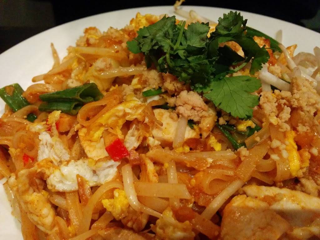 Benjarong | restaurant | 885 Rockville Pike, Rockville, MD 20852, USA | 3014245533 OR +1 301-424-5533