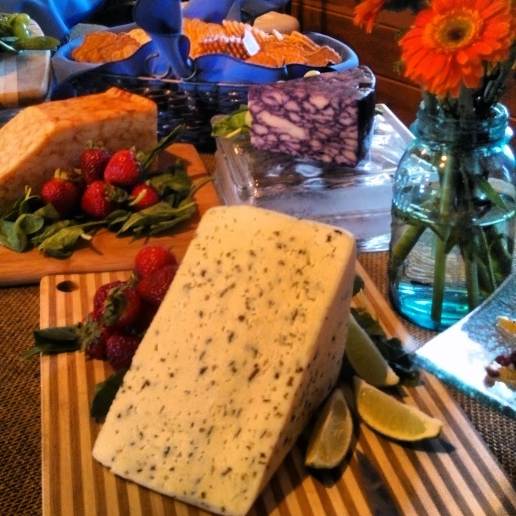 Cork and Catch | restaurant | 1750 E Villa Dr, Cottonwood, AZ 86326, USA | 9286492675 OR +1 928-649-2675