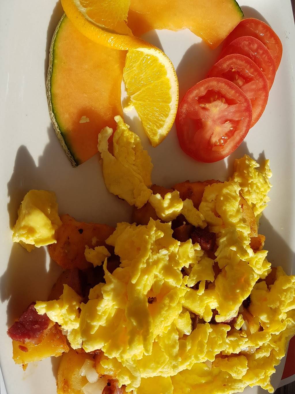 Eggsmart (1060 Innisfil Beach Road) | restaurant | 1060 Innisfil Beach Rd, Innisfil, ON L9S 2M5, Canada | 7054363679 OR +1 705-436-3679