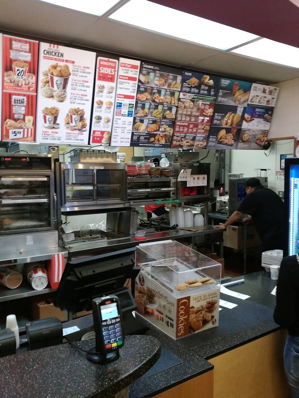 KFC | restaurant | 1150 Taraval Street, San Francisco, CA 94116, USA | 4157313314 OR +1 415-731-3314