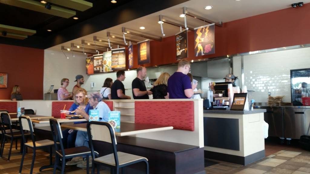 QDOBA Mexican Eats | restaurant | 910 E Main St, Owosso, MI 48867, USA | 9894723990 OR +1 989-472-3990