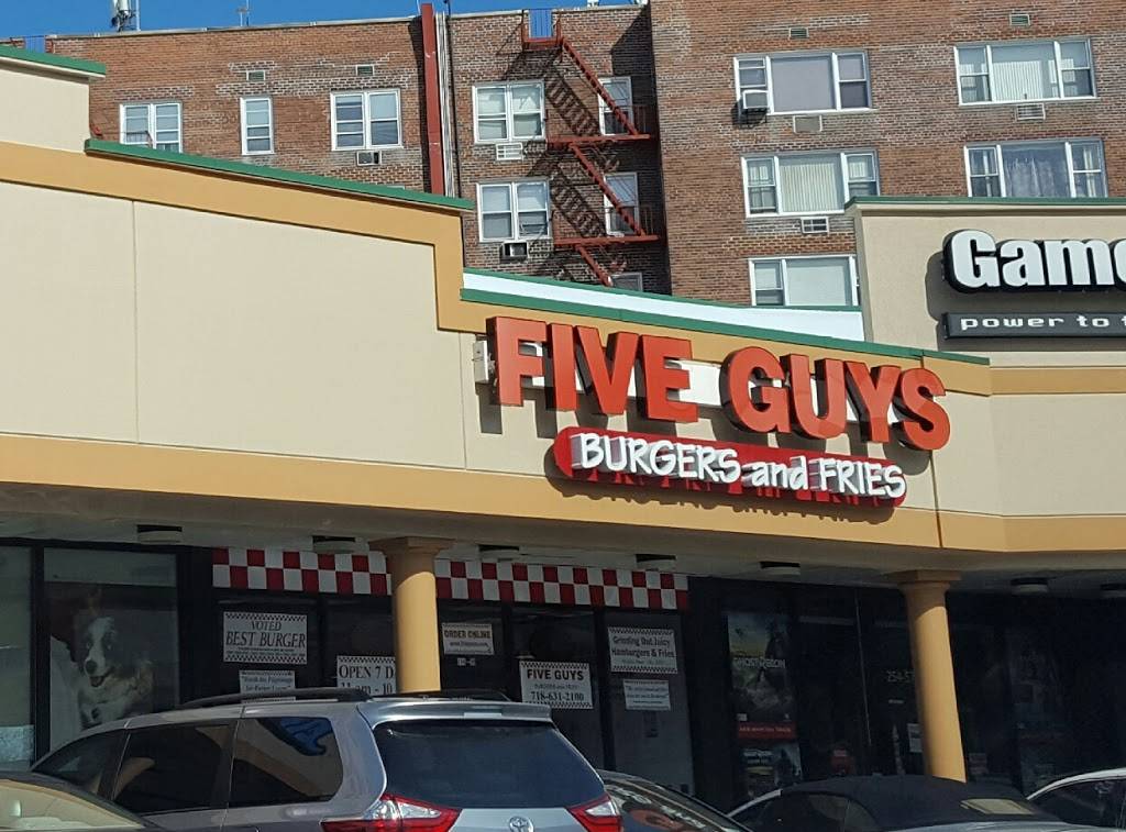 Five Guys | meal takeaway | 254-55 Horace Harding Expy, Little Neck, NY 11362, USA | 7186312100 OR +1 718-631-2100