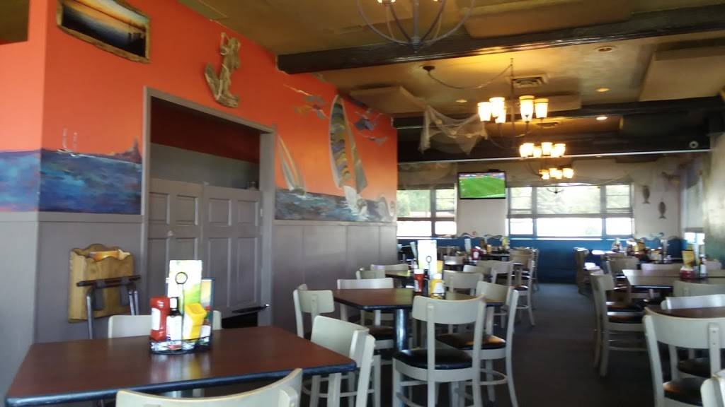 Sunset On The Water | restaurant | N7364 Winnebago Dr, Fond du Lac, WI 54935, USA | 9209224540 OR +1 920-922-4540