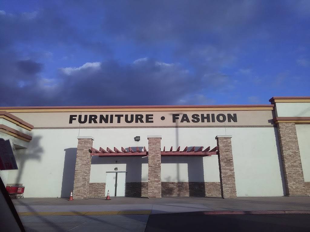 Phoche Call | restaurant | 1000 S Harbor Blvd, Fullerton, CA 92832, USA | 7146260938 OR +1 714-626-0938