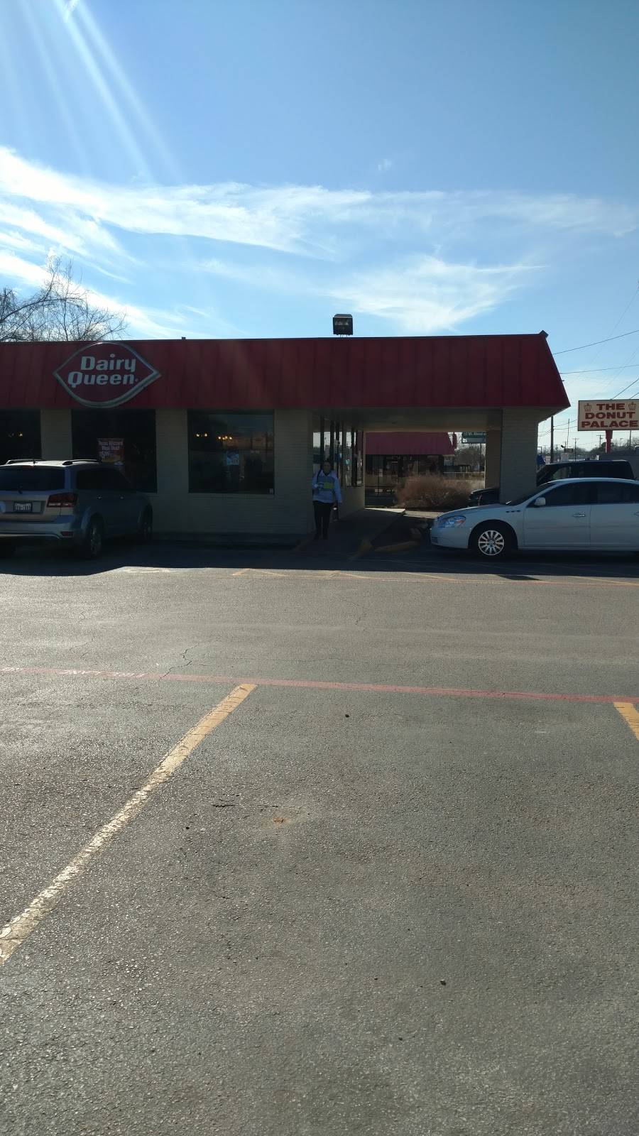 Dairy Queen | restaurant | 905 W Cameron Ave, Rockdale, TX 76567, USA | 5124465950 OR +1 512-446-5950