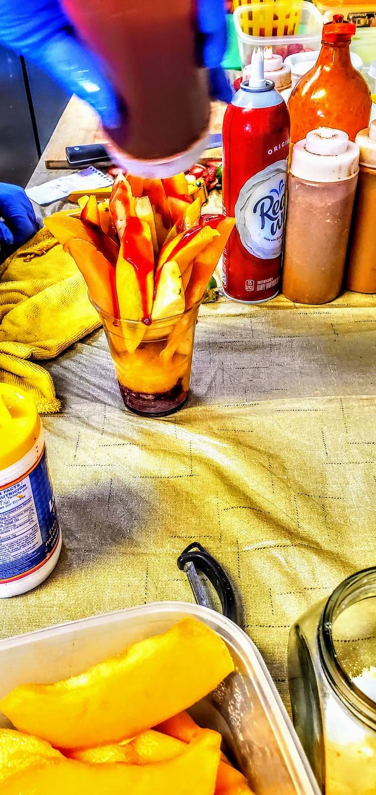 Frutylandia Claudias Market | meal takeaway | 4330 Ringgold Rd, Chattanooga, TN 37412, USA | 4234981060 OR +1 423-498-1060