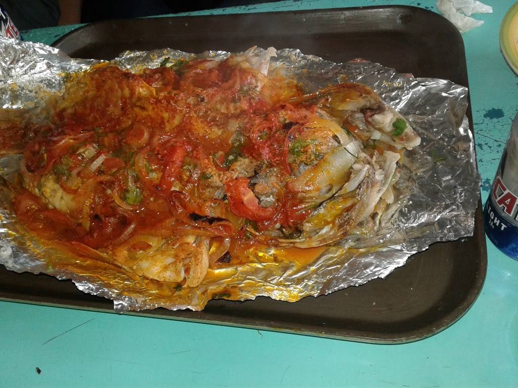 Mariscos Meño | restaurant | Chapala 806, El Campito, 22740 Rosarito, B.C., Mexico | 016616140072 OR +52 661 614 0072