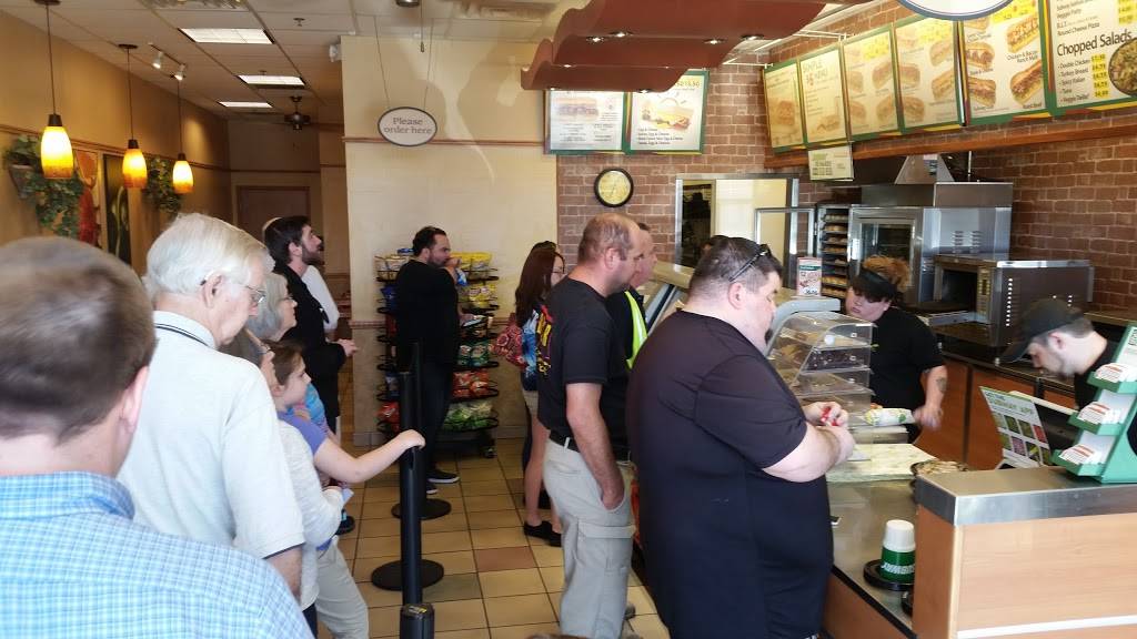 Subway | restaurant | 800 Rochambeau Drive Unit K The Shops at Cedar Valley, Williamsburg, VA 23188, USA | 7572204772 OR +1 757-220-4772