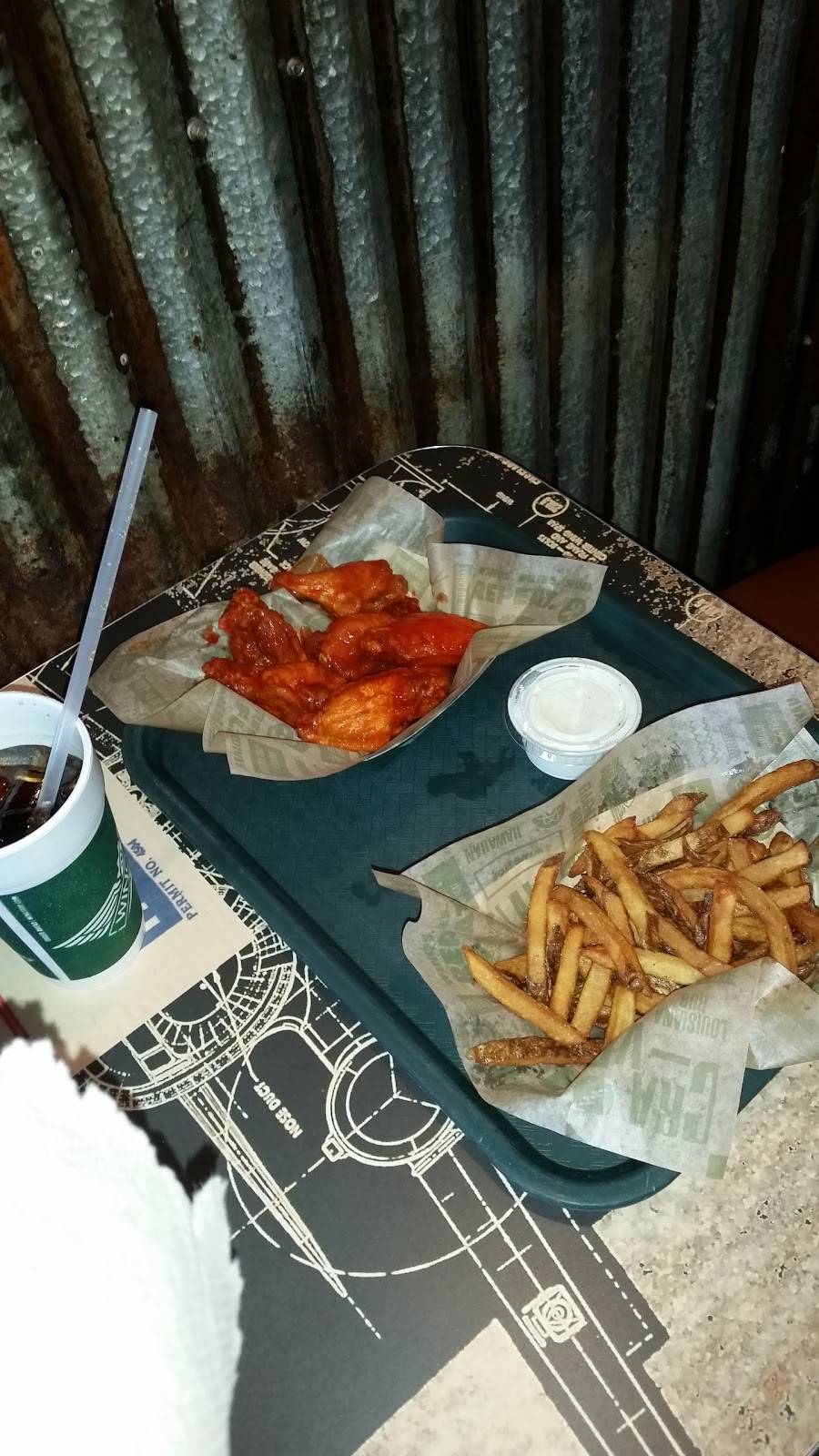 Wingstop | restaurant | 712 Gulfgate Center Mall, Houston, TX 77087, USA | 7136439464 OR +1 713-643-9464