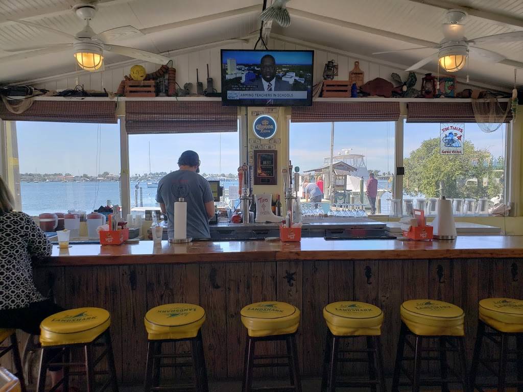 Tide Tables Restaurant and Marina | restaurant | 12507 Cortez Rd W, Bradenton, FL 34210, USA | 9415676206 OR +1 941-567-6206