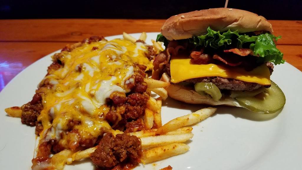 Grunions Sports Bar & Grill | restaurant | 1501 N Sepulveda Blvd, Manhattan Beach, CA 90266, USA | 3105459910 OR +1 310-545-9910