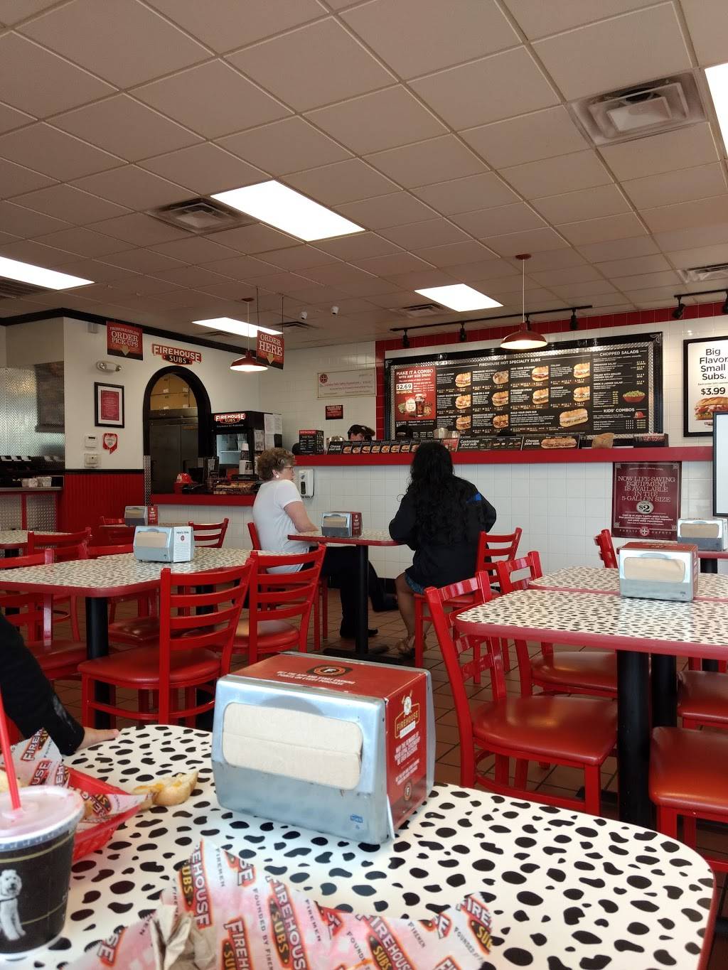Firehouse Subs | meal delivery | 7230 Youree Dr #113, Shreveport, LA 71105, USA | 3187986547 OR +1 318-798-6547