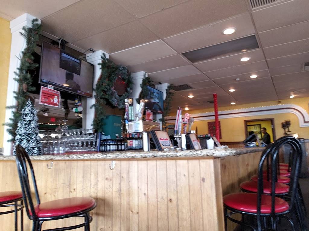 Floridinos Pizza & Pasta | restaurant | 590 N Alma School Rd #35, Chandler, AZ 85224, USA | 4808128433 OR +1 480-812-8433