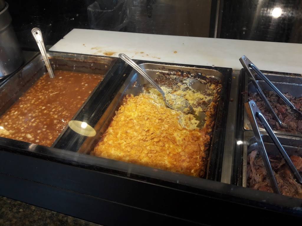 Lonnie Qs BBQ | restaurant | 3150 SE 21st St, Topeka, KS 66607, USA | 7852334227 OR +1 785-233-4227