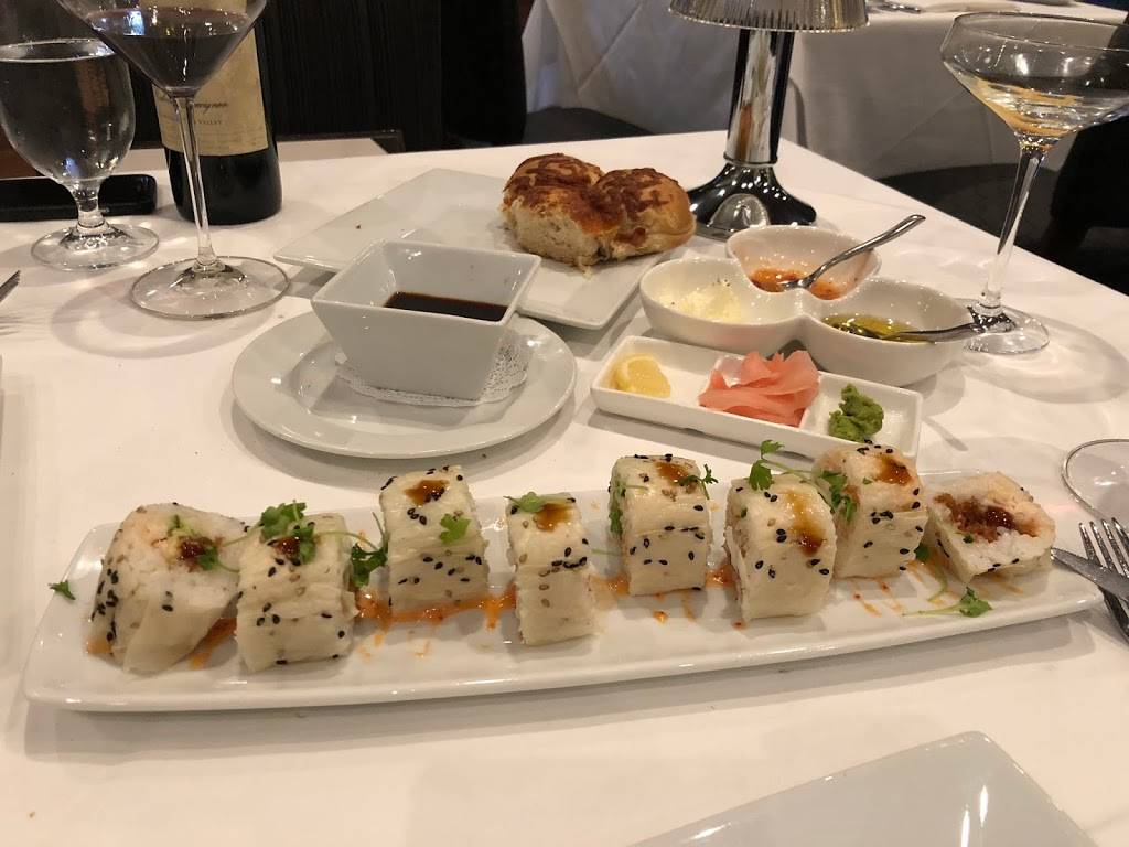 Larsens Steakhouse La Jolla | restaurant | 4301 La Jolla Village Dr Suite 1050, San Diego, CA 92122, USA | 8588867561 OR +1 858-886-7561