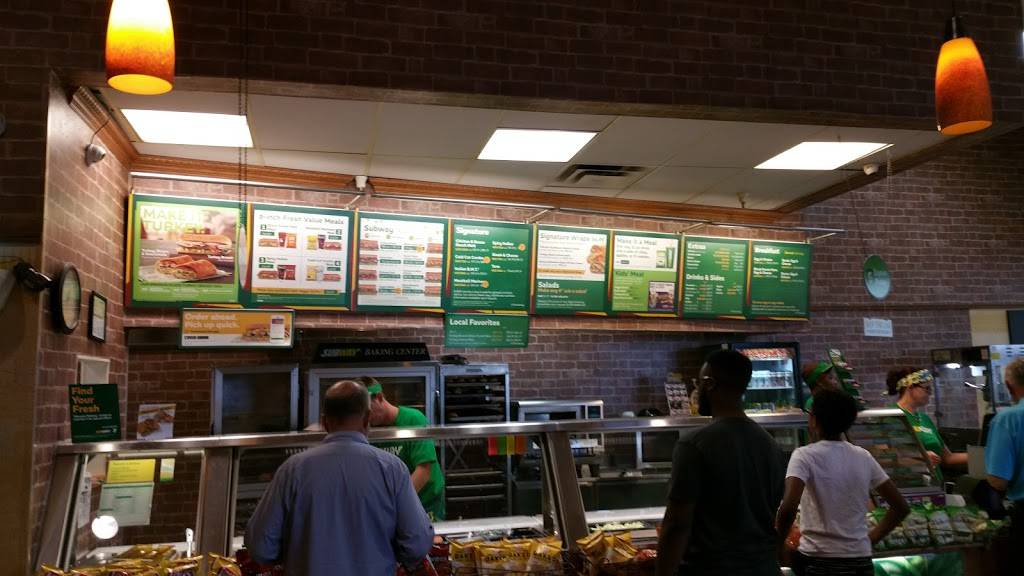 Subway | restaurant | 550 Highway 17 North, North Myrtle Beach, SC 29582, USA | 8436630761 OR +1 843-663-0761