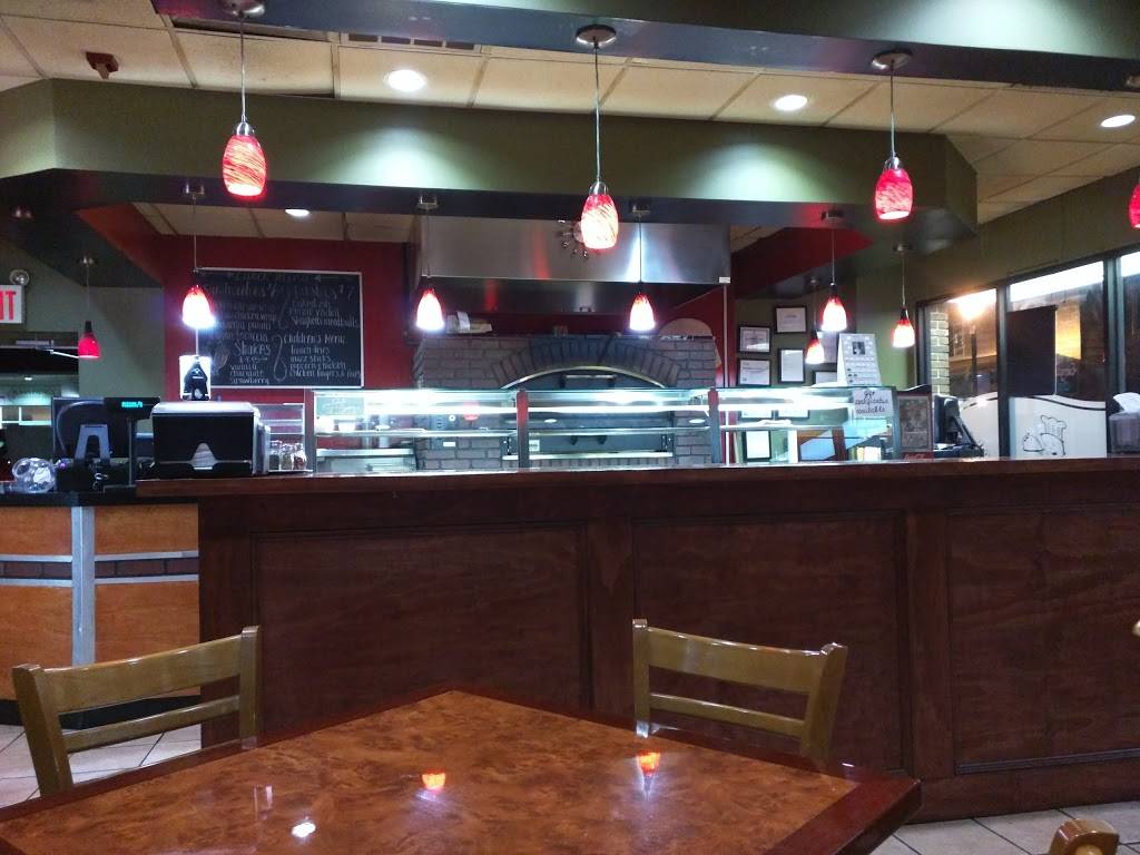 Foschinis Brick Oven Kitchen | restaurant | 21 E Madison Ave, Dumont, NJ 07628, USA | 2013879998 OR +1 201-387-9998