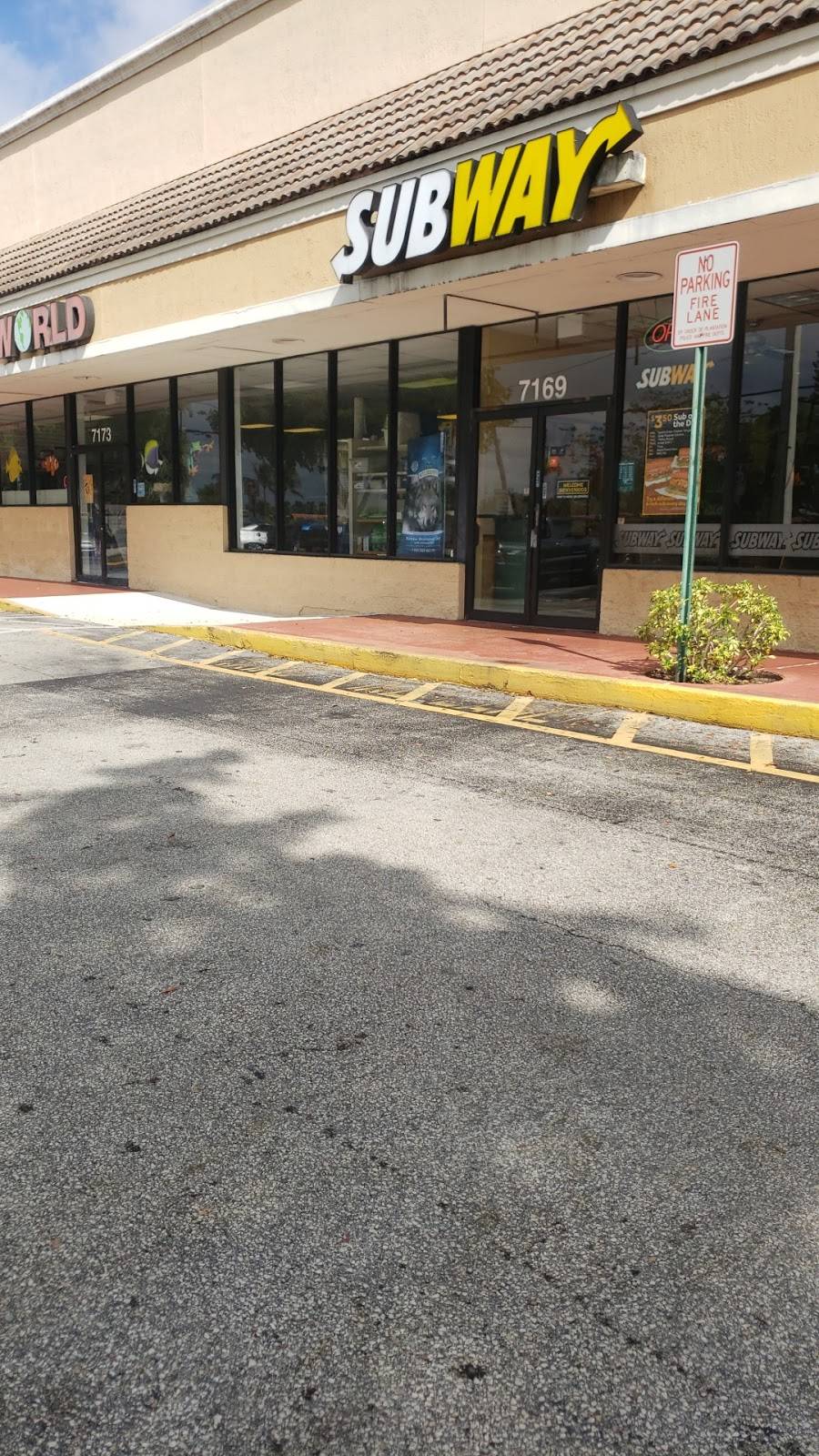 Subway | meal takeaway | 7169 W Broward Blvd Suite 207, Plantation, FL 33317, USA | 9547979395 OR +1 954-797-9395