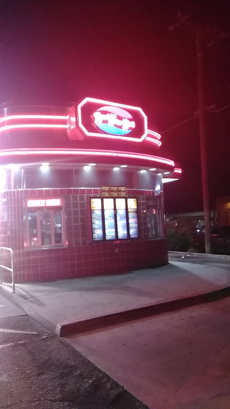 Root Beer King | restaurant | 2207 Niles St, Bakersfield, CA 93306, USA | 6616380112 OR +1 661-638-0112