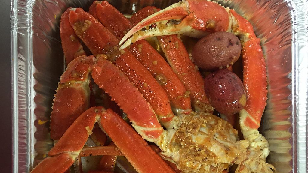 Dan’s Seafood & Chicken | restaurant | 3801 Altamesa Blvd, Fort Worth, TX 76133, USA | 8174238155 OR +1 817-423-8155