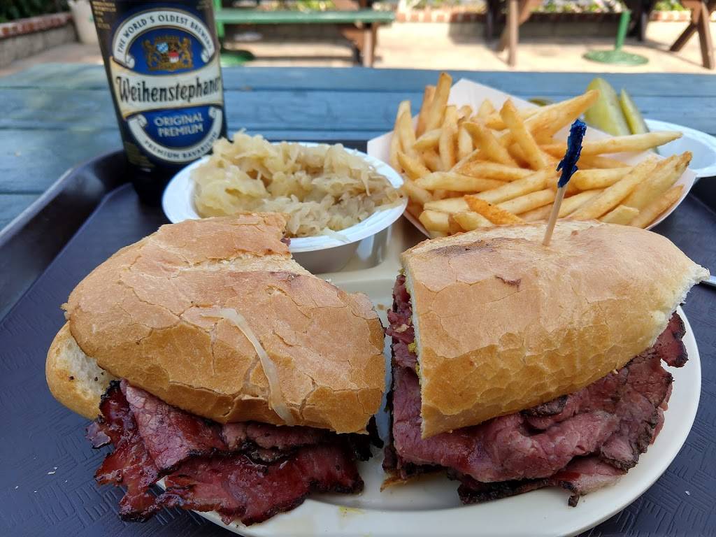 Alpine Village Restaurant | restaurant | 833 W Torrance Blvd, Torrance, CA 90502, USA | 3103274384 OR +1 310-327-4384