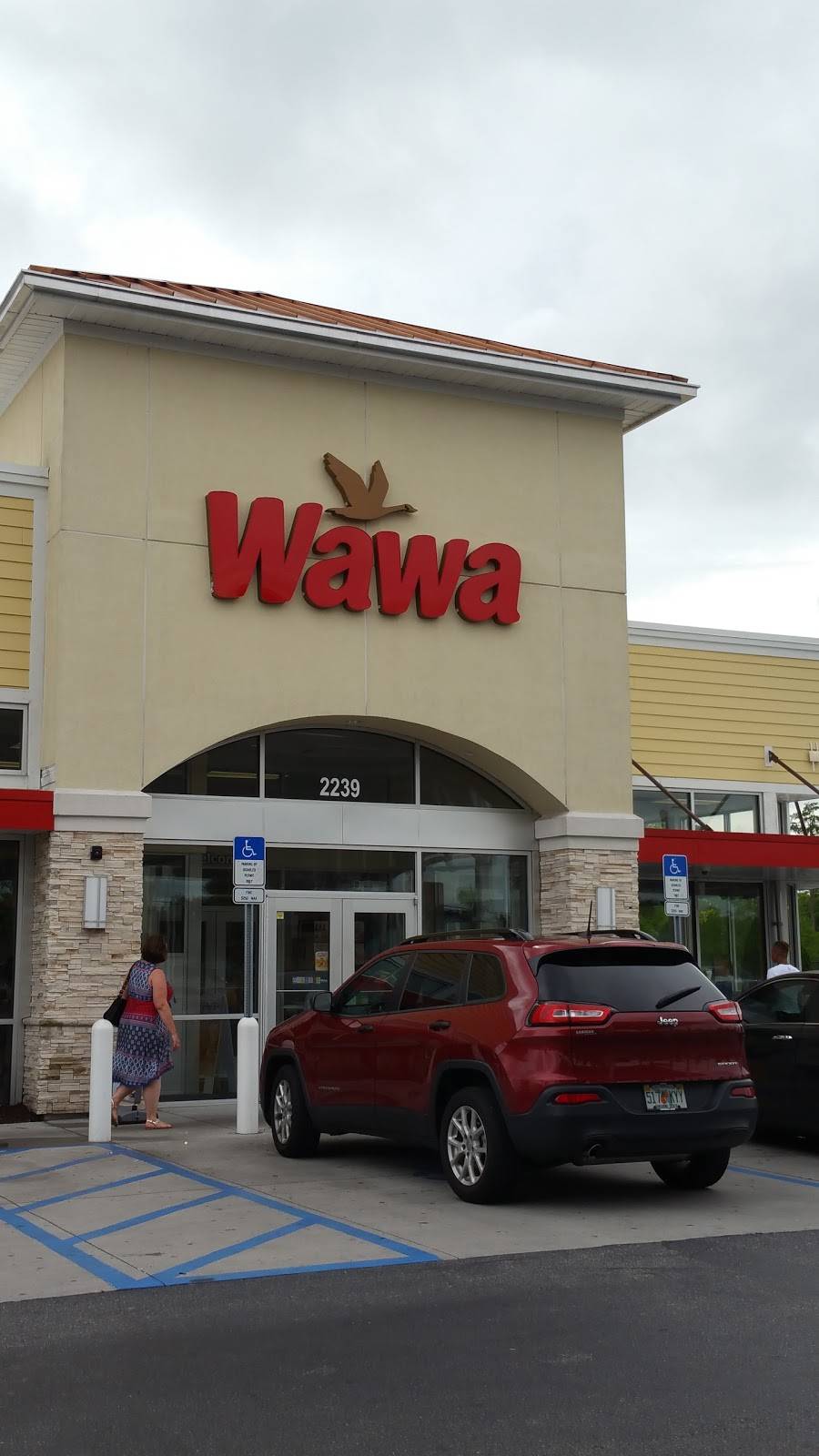 Wawa | cafe | 2239 N Semoran Blvd, Orlando, FL 32807, USA | 4076711061 OR +1 407-671-1061