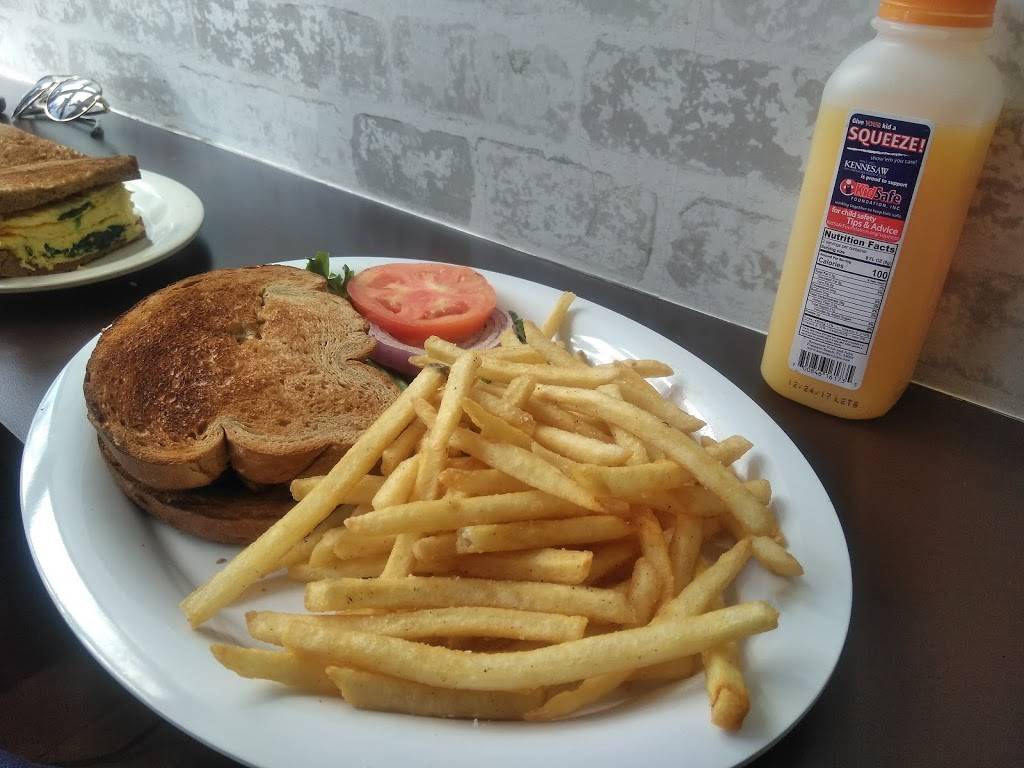 Roasters N Toasters | bakery | 525 Arthur Godfrey Rd, Miami Beach, FL 33140, USA | 3055317691 OR +1 305-531-7691