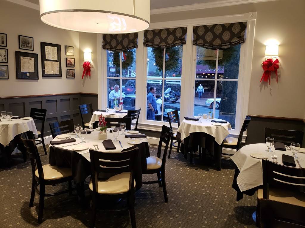 The Warehouse | restaurant | 214 King St, Alexandria, VA 22314, USA | 7036836868 OR +1 703-683-6868