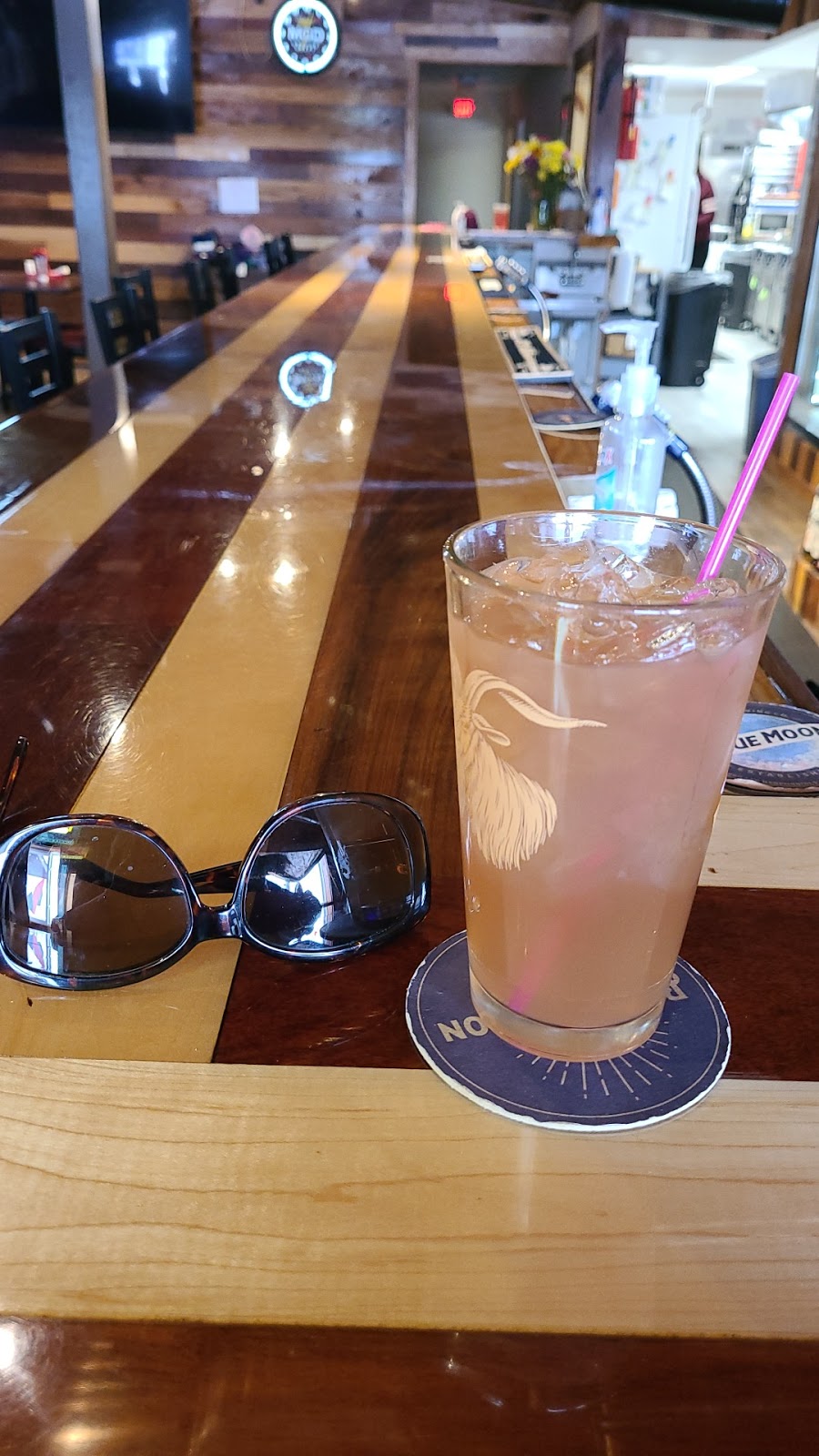 Brians New Moon | restaurant | S1582 WI-35, Alma, WI 54610, USA | 6086859797 OR +1 608-685-9797