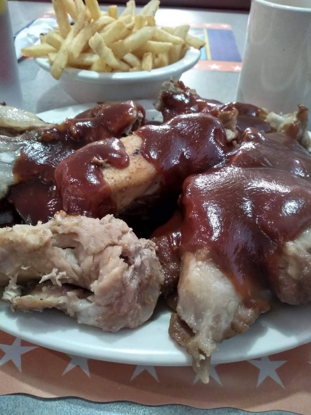 Daniels Restaurant | restaurant | 55 E South Ave, Hesperia, MI 49421, USA | 2318541313 OR +1 231-854-1313