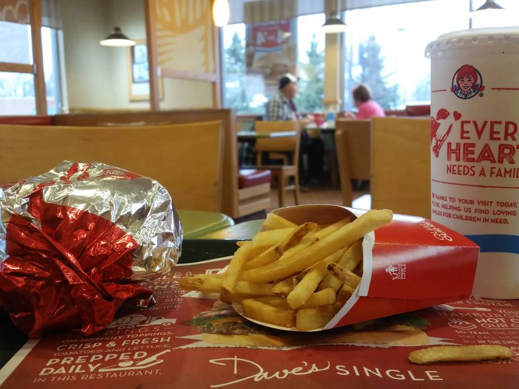 Wendys | restaurant | 1756 N Getty St, Muskegon, MI 49445, USA | 2317449380 OR +1 231-744-9380