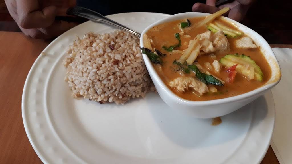 Thai Kitchen | restaurant | 107 N Sacramento St, Lodi, CA 95240, USA | 2096258373 OR +1 209-625-8373